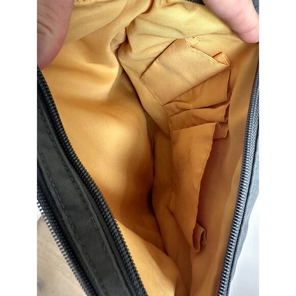 Baggallini Gray Crossbody Purse - Picture 5 of 11